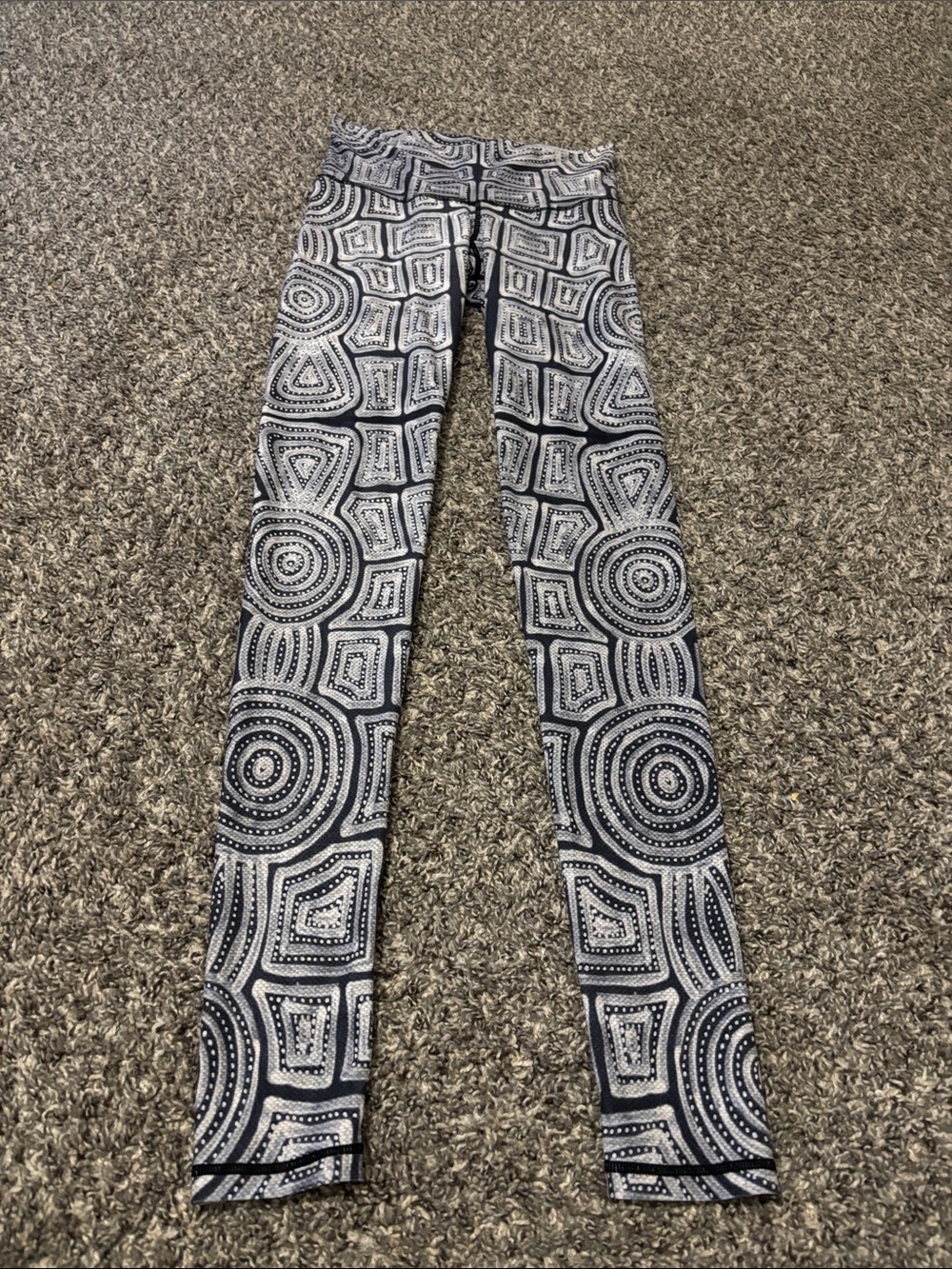 Niyama Sol leggings Small Brand tag removed soft Hot Yoga Pilates exercise Long